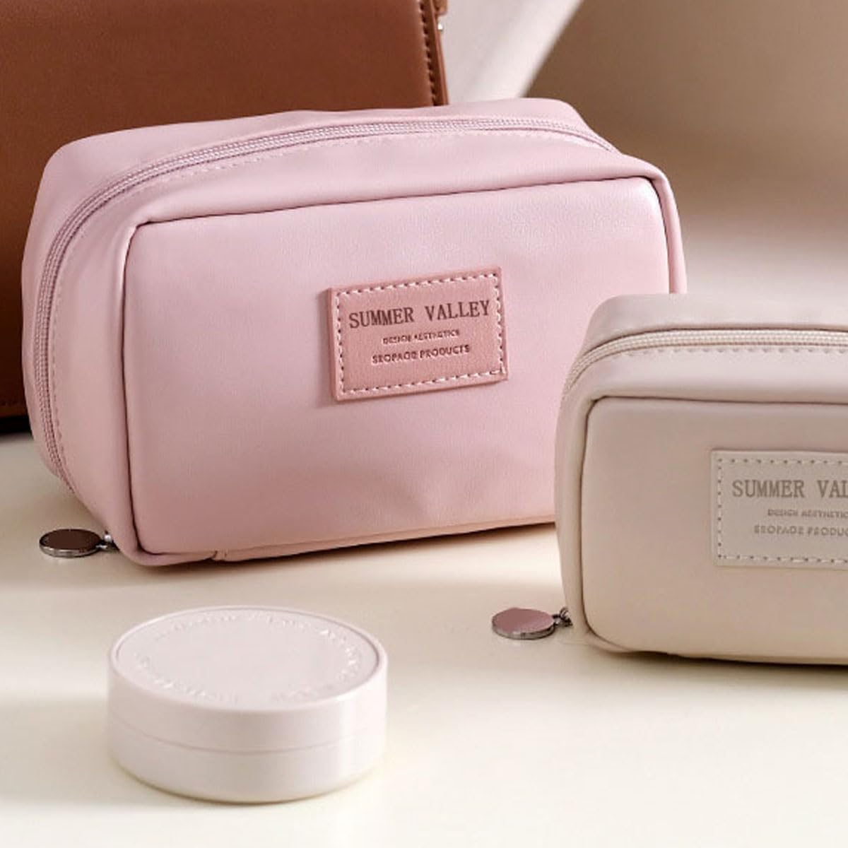 Volcano Structure Design Makeup Bag for Women, Portable Travel Storage, Large Capacity Cosmetic (Silver) - Apricot image number 5