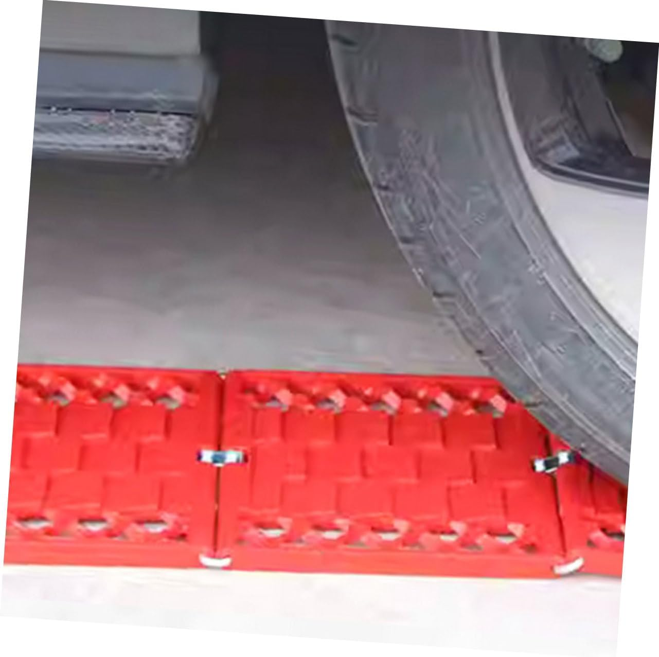 Foldable 2Pcs Car Traction Boards Set for Off-Road Recovery, Mud and Snow Anti-Slip Escape Mats, Portable Vehicle Emergency Rescue Accessories image number 4