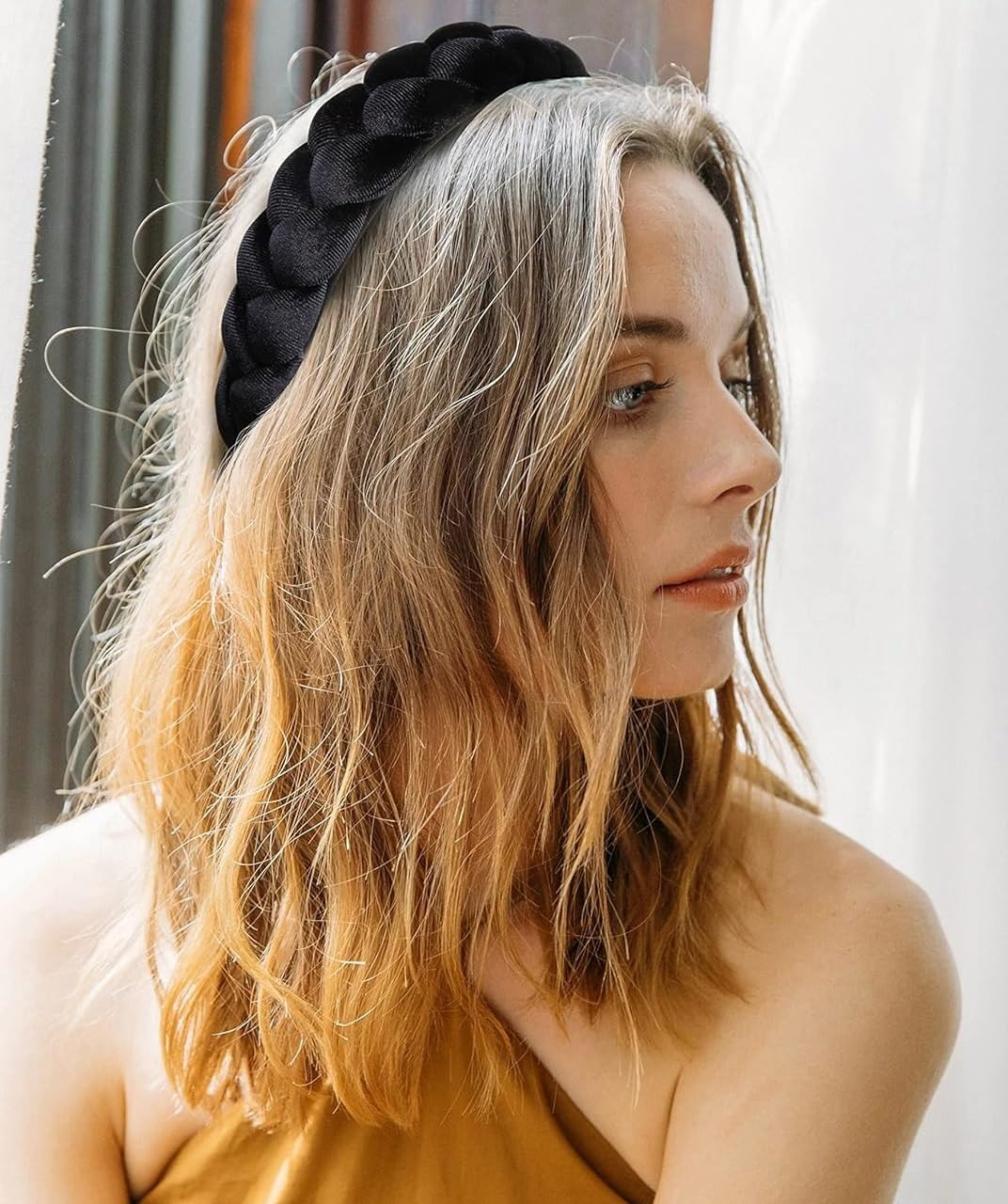 KOMUNJ Velvet Headband Braided Headband Wide Hair Band Vintage Padded Headband DIY Styling Headpiece image number 6