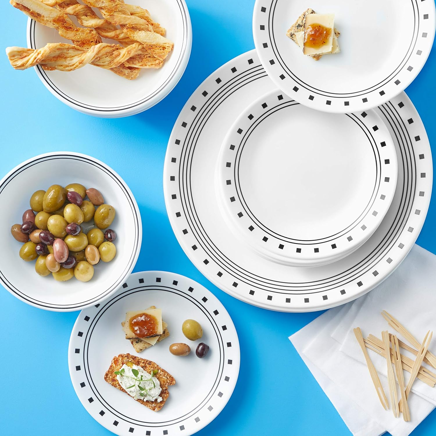 Corelle Dinnerware 18-Piece Set, City Block &ndash; Includes Dinner Plates, Bread & Butter Plates and Soup/Cereal Bowls &ndash; Break and Chip Resistance &ndash; Dishwasher, Microwave and Oven Safe image number 3