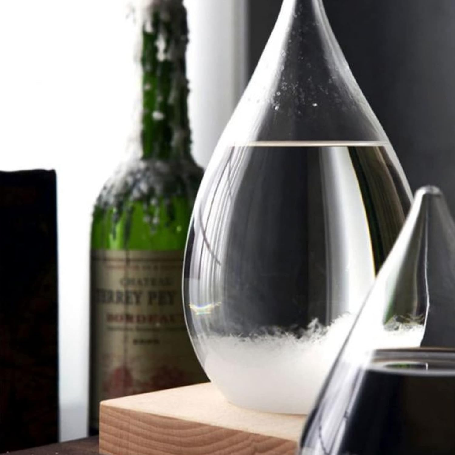 Mrmrkura Transparent Storm Glass Weather Forecast Bottle High Class Drop Shaped Decoration with Wood Base Christmas Decoration for Home and Office Desktop Christmas Gift, Small image number 1
