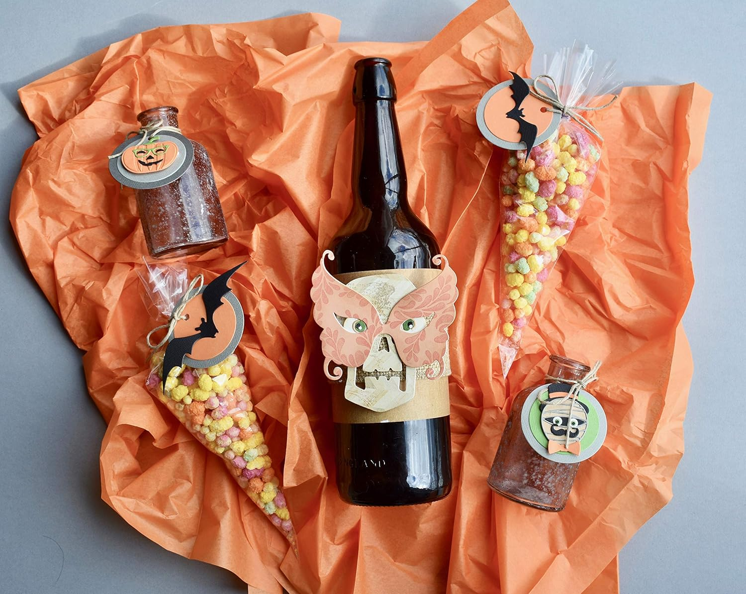 Sizzix Masquerade by Tim Holtz Dies, Us:One Size, Multicolor image number 1