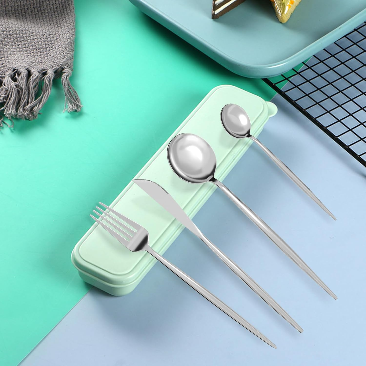 Silverware Set with Case， 4Pcs Premium Stainless Steel Cutlery Set for Lunch Camping School Picnic Workplace Travel ，Mirror Finish Flatware Set ，Include Fork Knife Spoon Flatware Sets (Silvery) image number 5