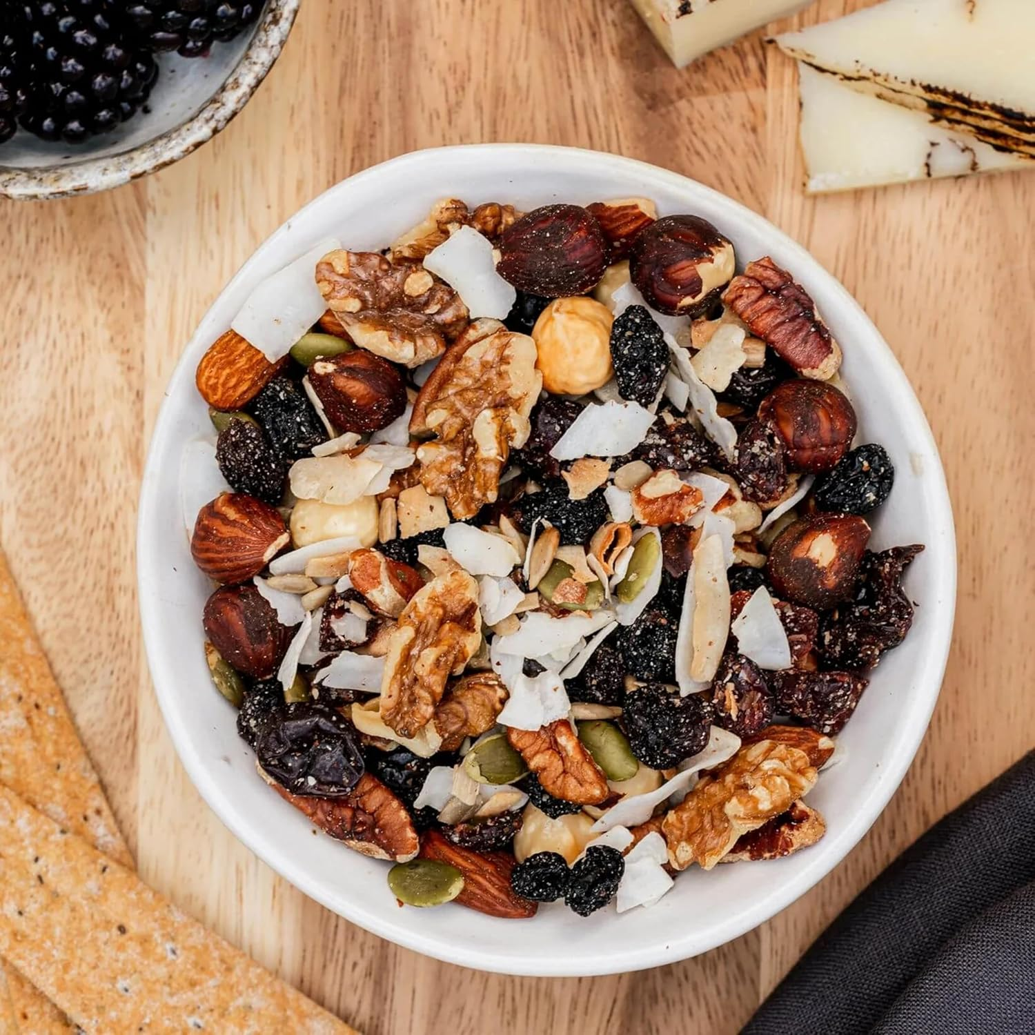 A Little Luxury Jacobs Creek Wine Gift Hamper: Sparkling Chardonnay Pinot Noir or Sparkling Rose, Random Harvest Salted Caramel Popcorn, Ogilive & Co Chocolate Chip Cookies & Brookfarm Coconut Tart Cherry Nut & Fruit Mix (750Ml, Sparkling Rose | Jacob'S Creek) image number 5