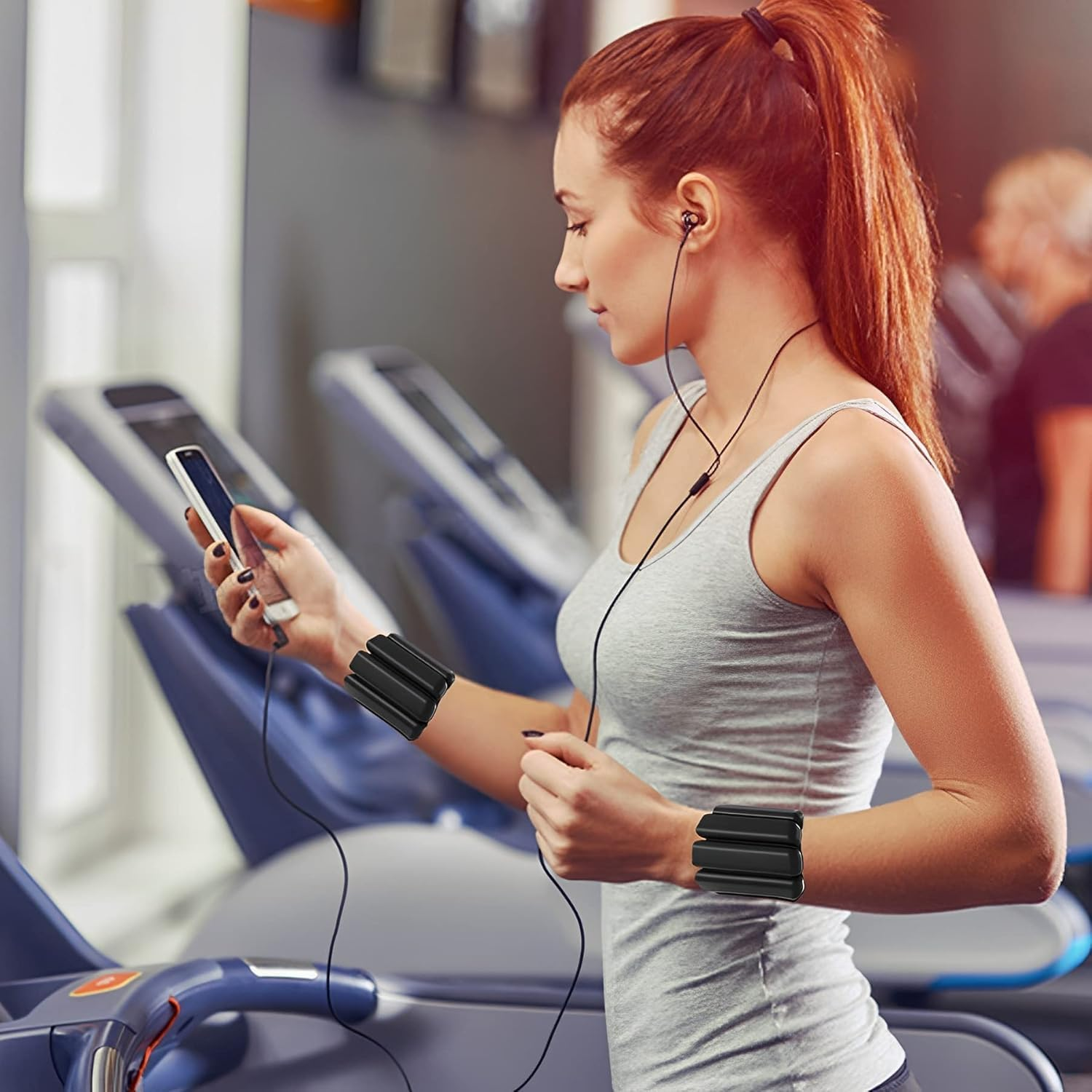 Pilates Wrist Ankle Weights for Women,Set of 2 (1Lb Each) Adjustable Wearable Ankle Weights Silicone Wrist Bangles for Men Women Kids,For Exercise,Jogging,Yoga,Gym,Strength Training image number 3