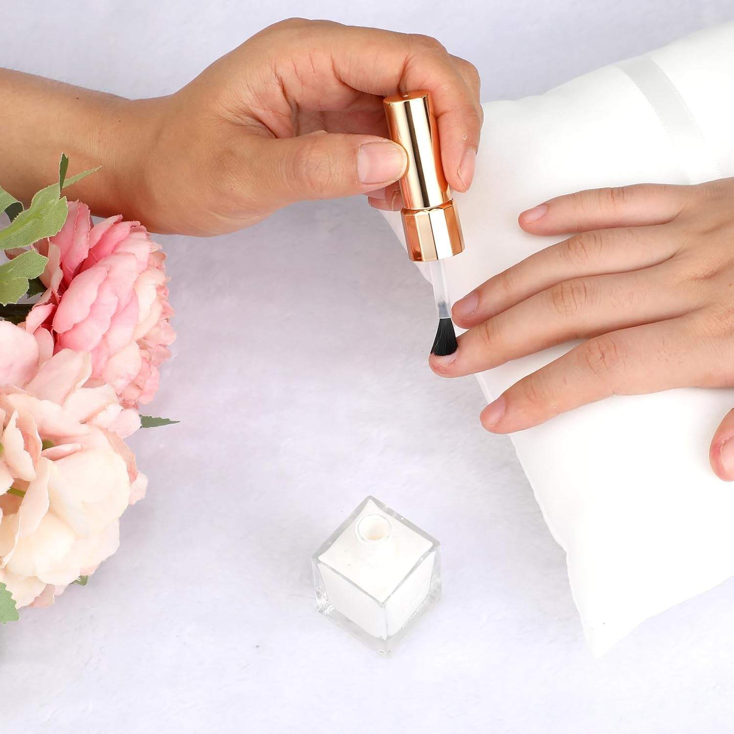 Replacement Nail Polish Brush Kit, 26 PCS Disposable Nail Polish Brush Powder Liquid Fingernail Replacement Brushes Bristles Nail Brushes with Handle for Nail Art Design Gel Polish Acrylic Application image number 3