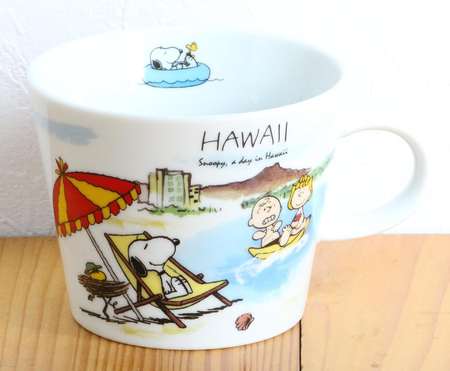 Snoopy 3870039 World Travel Mug, Hawaii, Capacity: Approx. 12.5 Fl Oz (370 Ml), Mug image number 2