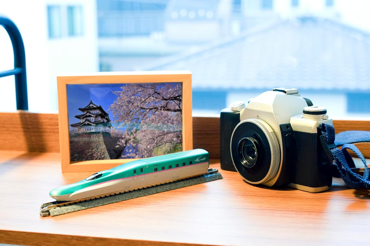 KATO Traveling N Gauge E259 Series Narita Express 12-001 Railway Model Train image number 3