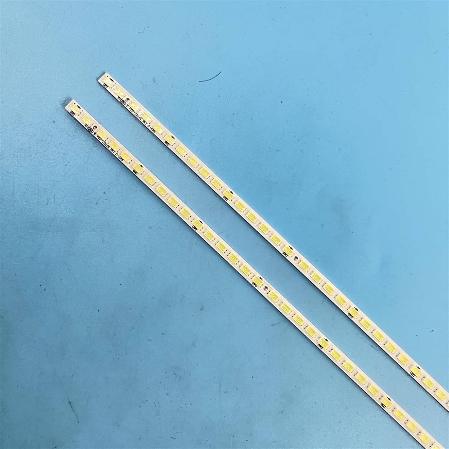 LOTOAK TV Lighting 37T07-02A Compatible with 37T07006-Y4102 73.37T07.003-0-CS1 L G 37LV3500 37LV3550 37LV355A 37LV355C 37LV355N 37LV370S, 37LV375S image number 2