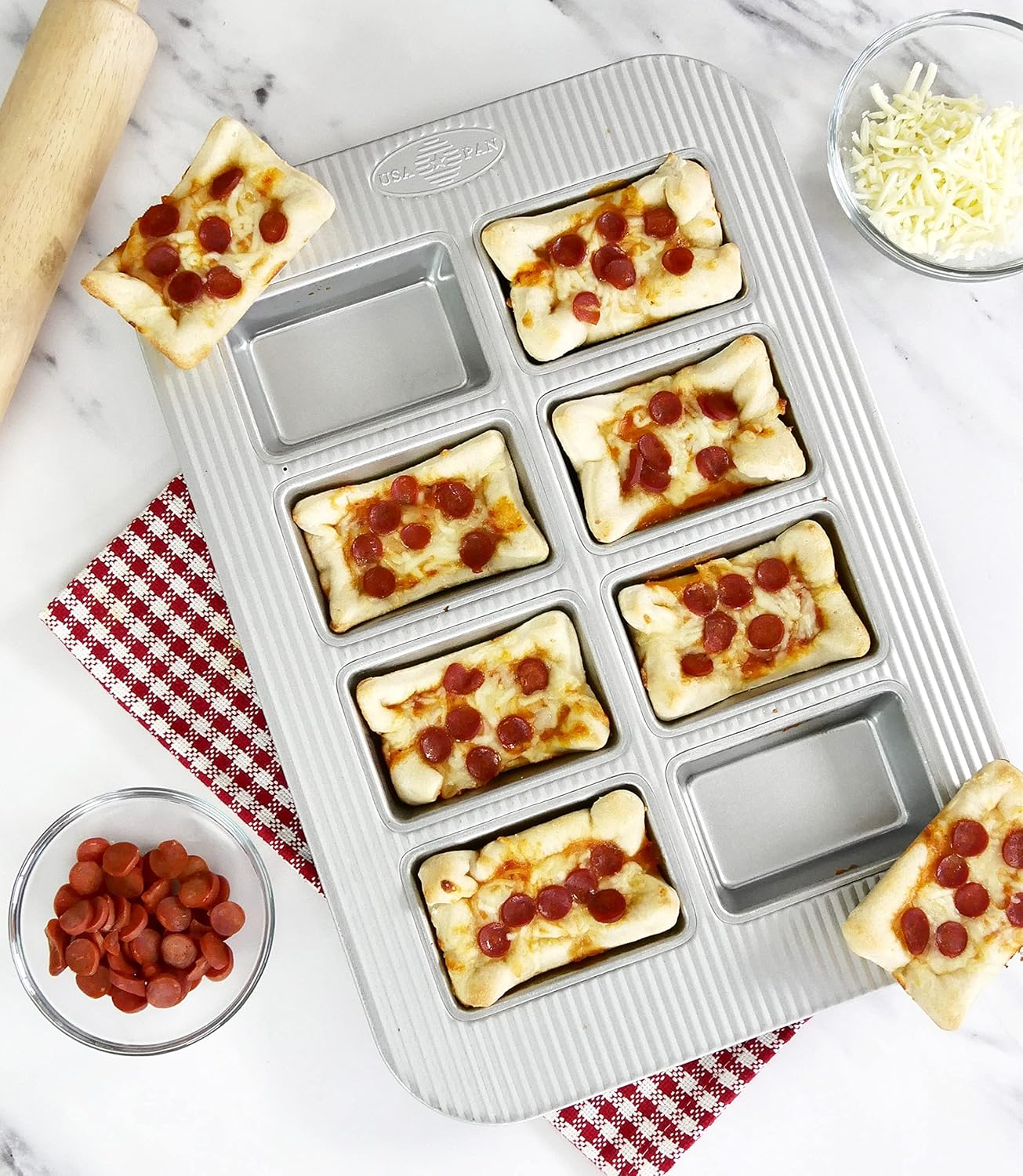 USA Pan Bakeware Aluminized Steel Mini Loaf Pan, 8-Well image number 4