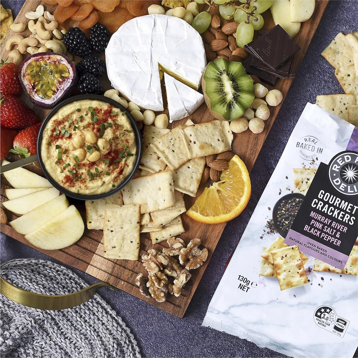 Red Rock Deli Gourmet Crackers with Murray River Pink Salt and Black Pepper 130 G image number 5