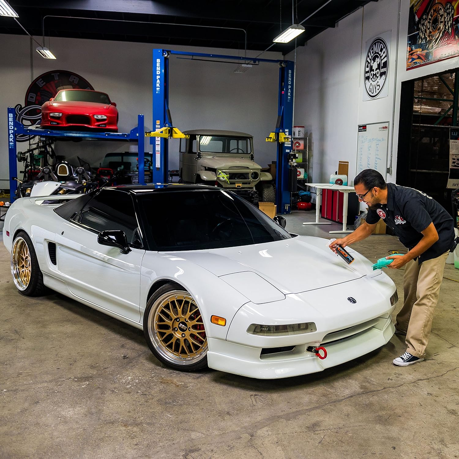 Chemical Guys Hybrid V7 Optical Select High Gloss Spray Sealant & Quick Detailer (Safe for All Finishes Including Ceramic Coatings), 473 Ml image number 2