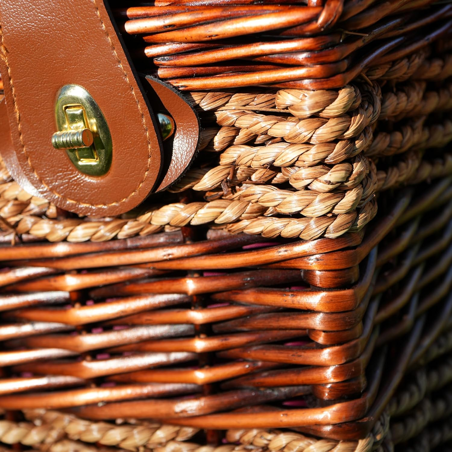 Balmoral Four Person Picnic Basket image number 5