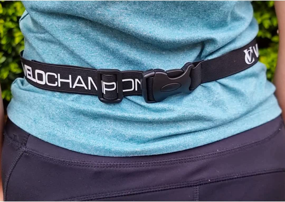 Velochampion Triathlon Running Waist Belt. Elasticated Stretch Fit Clip Fastening for Running, Triathlon, Cycling Marathon image number 3