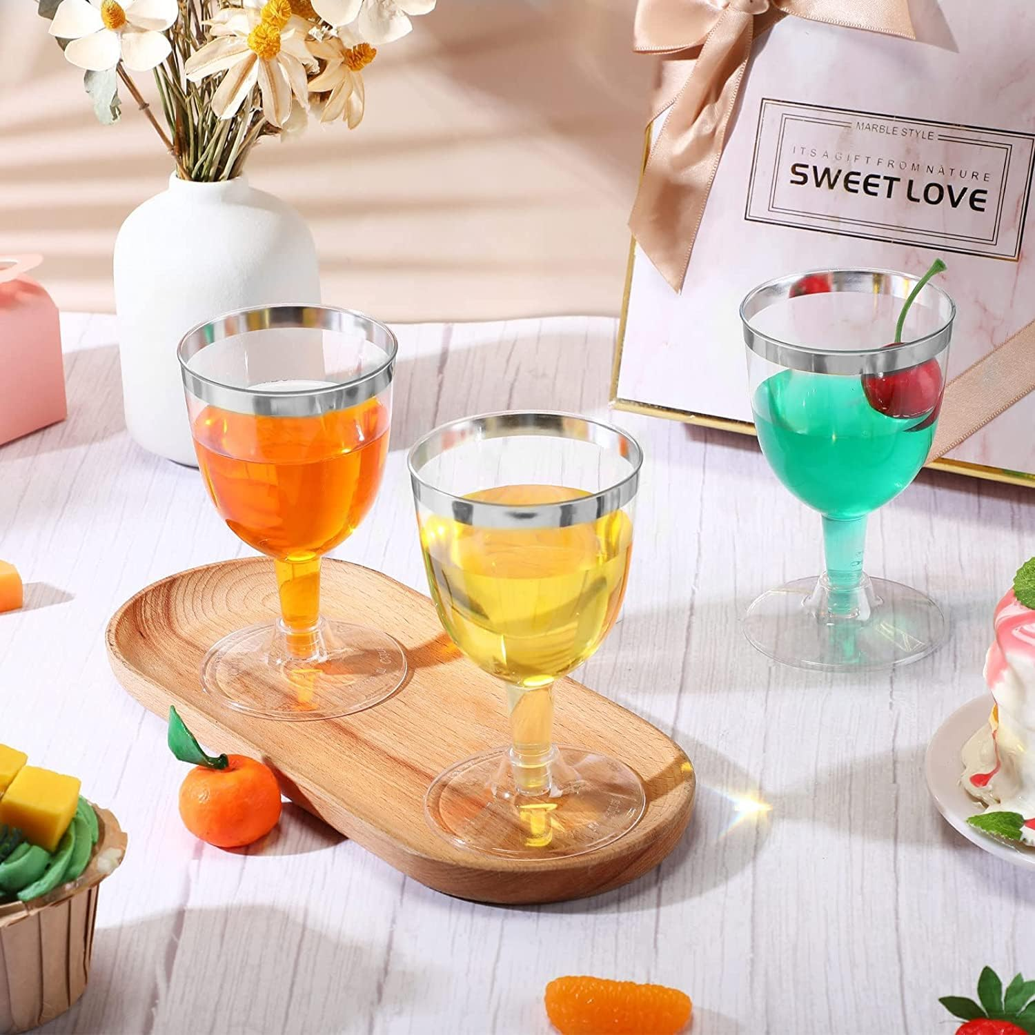 Latern Pack of 50 Wine Glasses with Silver Rim, 170 Ml Plastic Wine Glasses Reusable Party Wine Cups with Stem for Drinks Whisky Champagne Beer Cocktail Martini (13.5 X 6.5 Cm) - Transparent image number 2