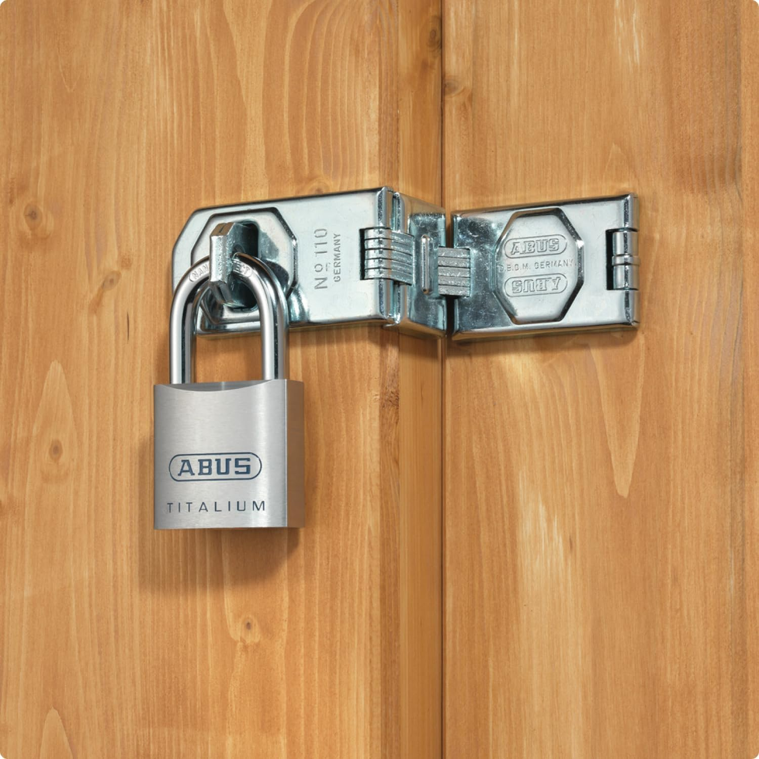 ABUS Titalium 80TI/50 Gl.-8012 Padlock - Keyed Alike - Basement Lock with Lightweight, Solid Lock Body Made of Special Aluminium - ABUS Security Level 8 - Silver image number 4
