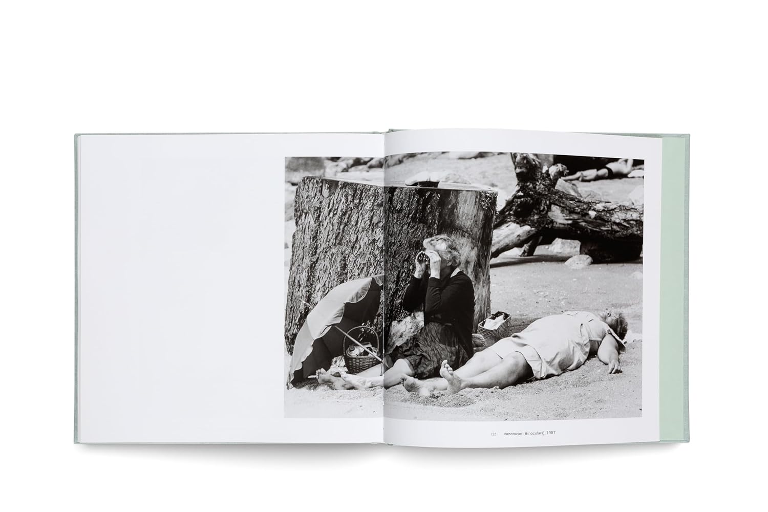 Fred Herzog: Black and White image number 6