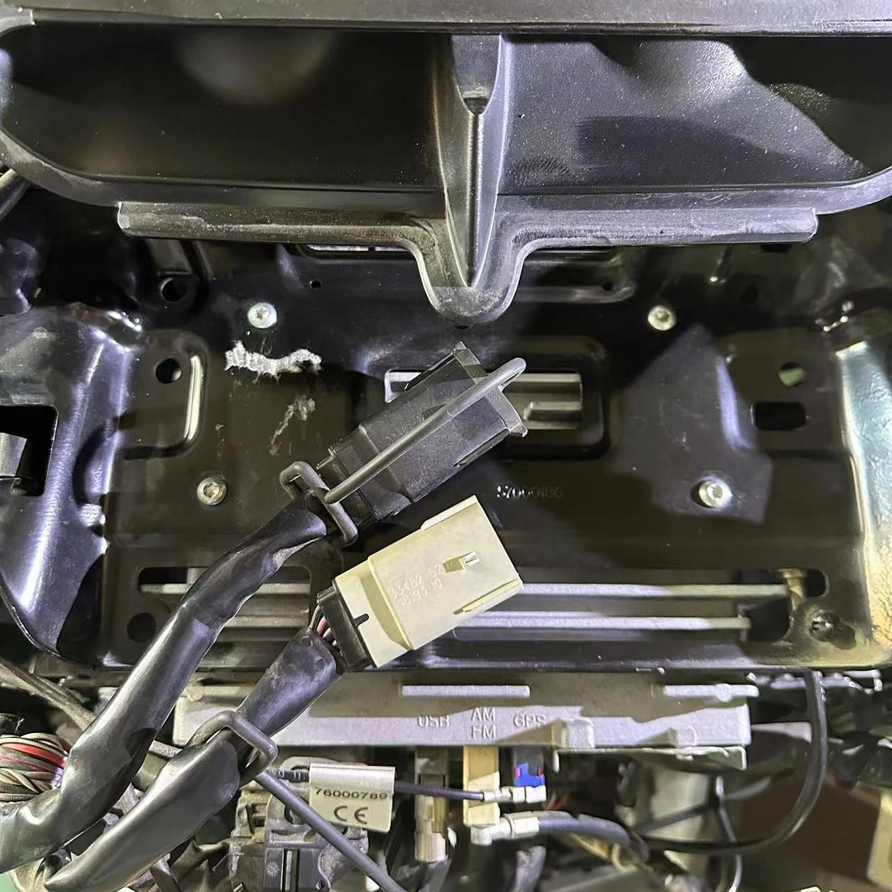 Wsays Carplay Jumper Compatible with Harley Davidson Road Glide or Street Glide with Boom GTS Radio 2019-2023 image number 5