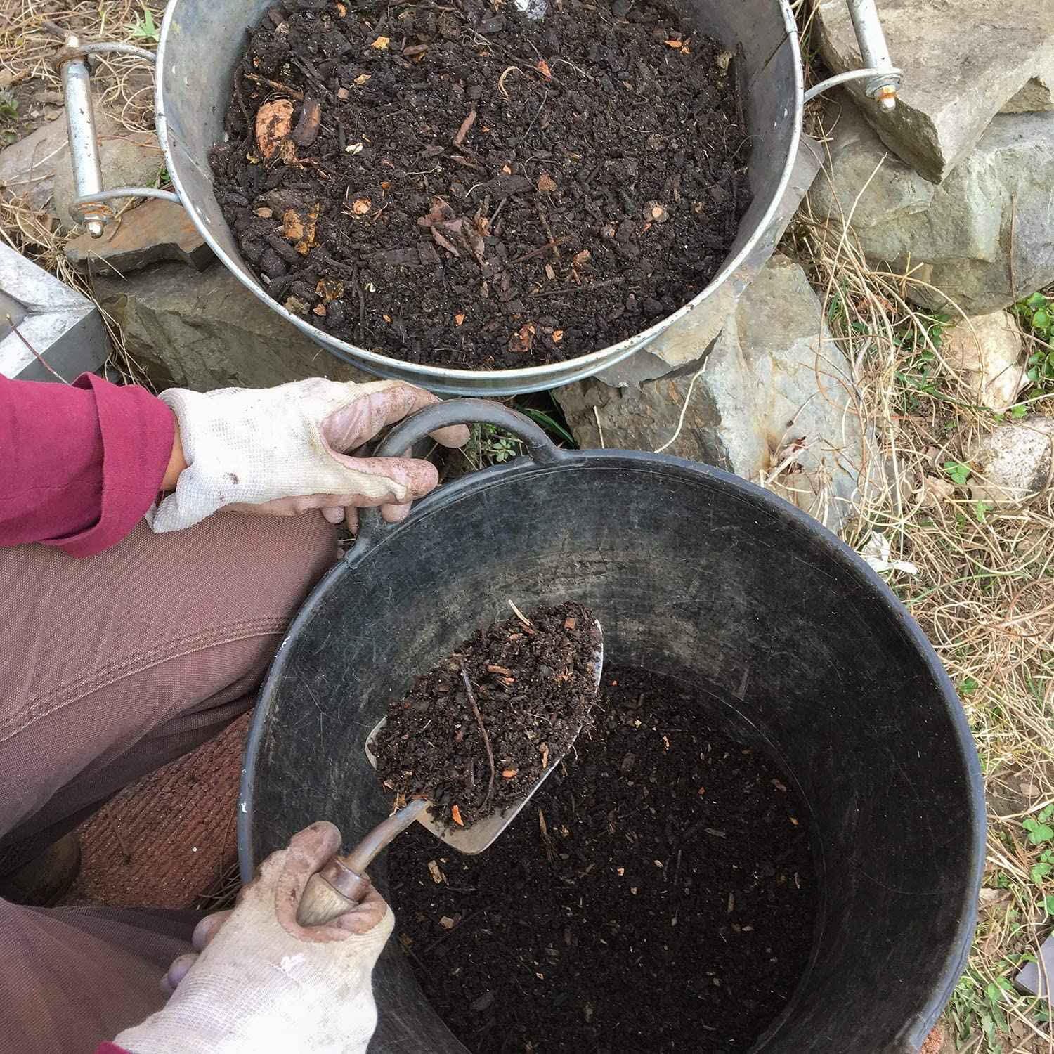 Achla Designs Compost Sifter Screen with Handles image number 2