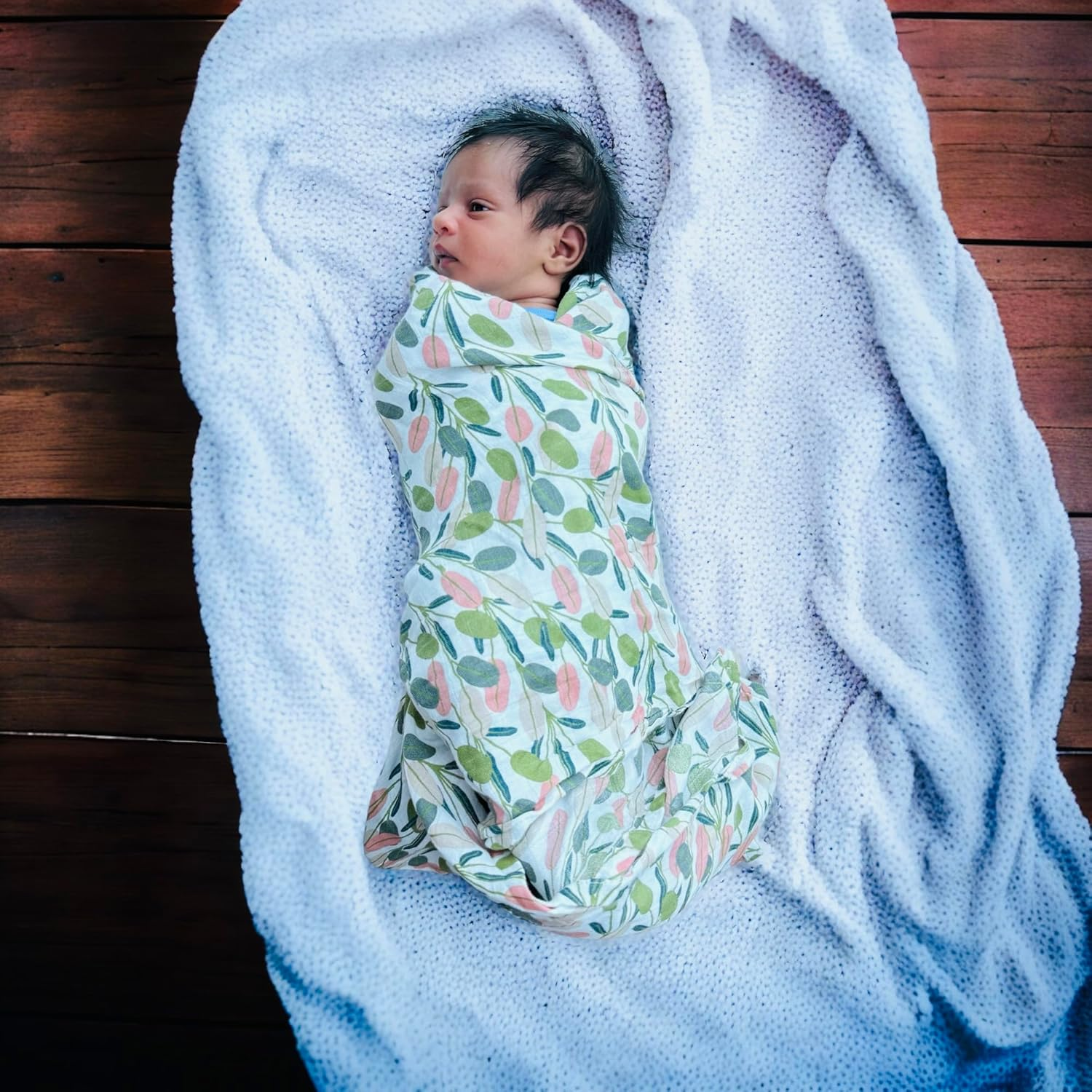 Baby Muslin Swaddling Wrap Nursery Essential for Boys and Girls 3 Pack Set Breathable Multi-Use Swaddle Blanket 70% Bamboo and 30% Cotton Super Soft Lightweight Ideal for Newborn 120X110Cm/47 X43