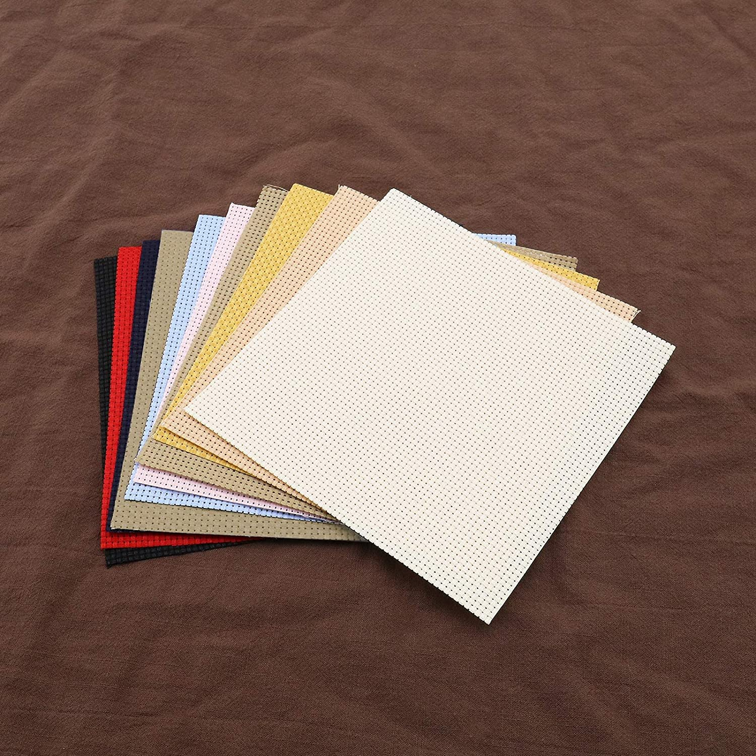 VGOL 20Pcs 11CT Cross Stitch Fabric DIY Cross Stitch Cloth for DIY Art Craft Handwork 10 Colors 100% Cotton 15X15Cm/5.9X5.9 Inches Square Multicolor Handmade Accessories image number 2