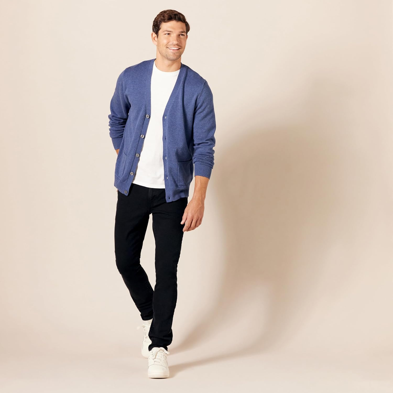 Amazon Essentials Men'S Skinny-Fit Stretch Jean, Washed Black, 33W X 32L image number 2