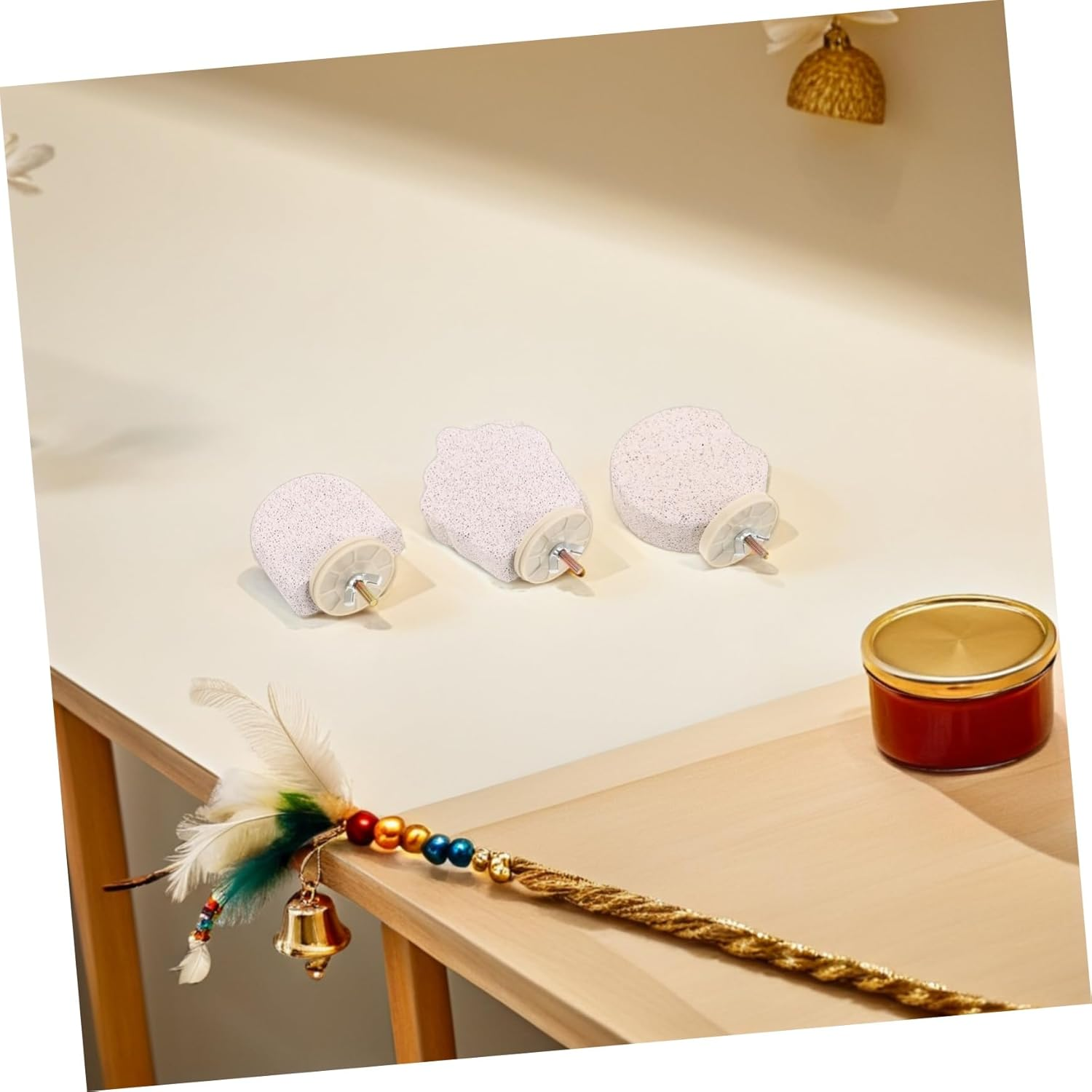 Sosoport 3Pcs Bird Beak Grinding Stone Natural Pumice Bird Parrot Cage Perch Stand Platform Foot Claws Trimmer Toys for Budgies Parakeets Cockatiels Conures image number 6