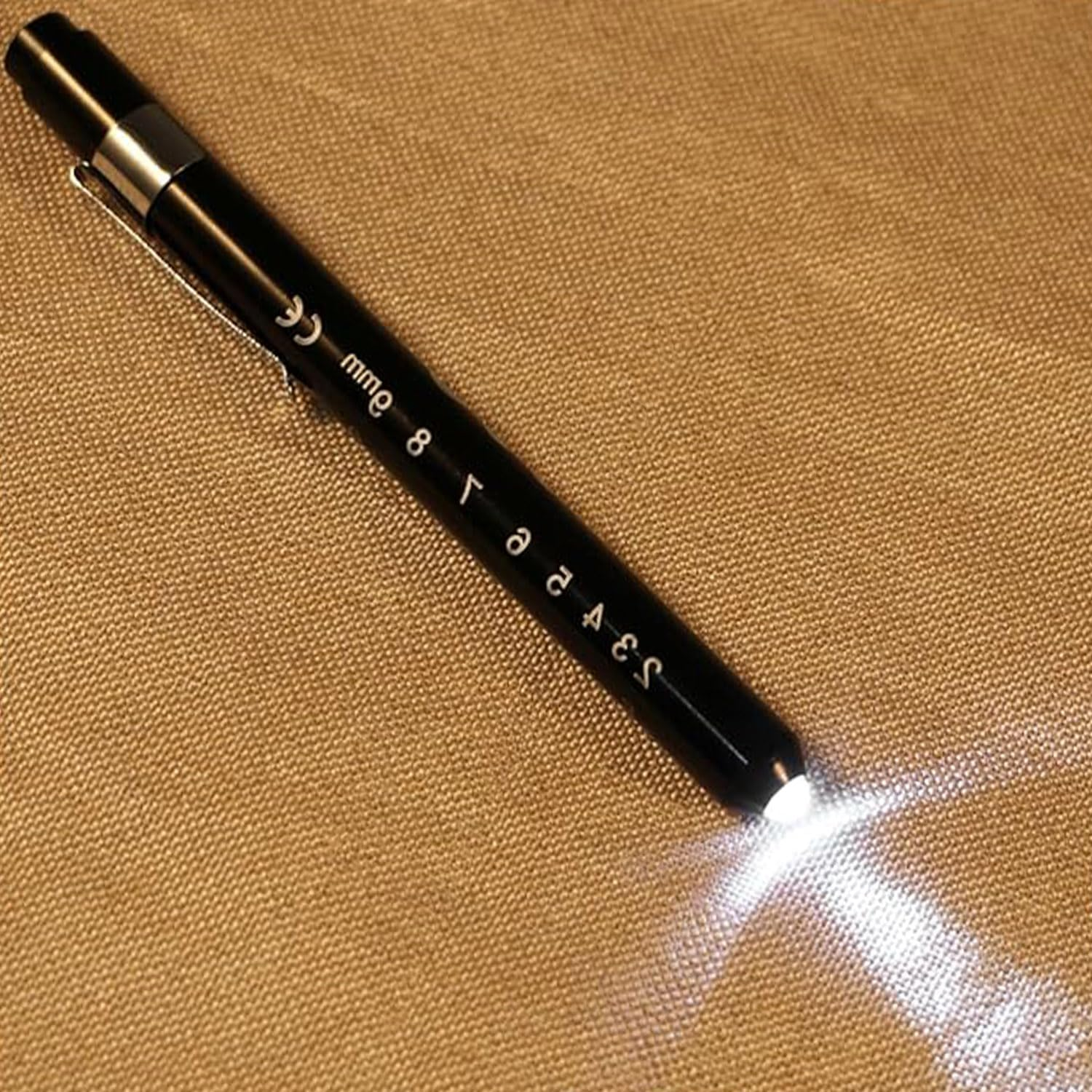 Nurse Accessories, Torch, 2Pcs Pen Light, Torch Light Reusable Medical LED Pen Torch with Pupil Gauge for Nurses, Doctors, and Nursing Students image number 5