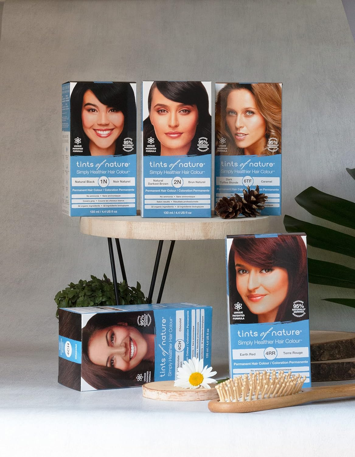 Tints of Nature 6N Natural Dark Blonde Permanent Hair Dye, Nourishes Hair and Covers Greys, Ammonia-Free, 130Ml image number 3