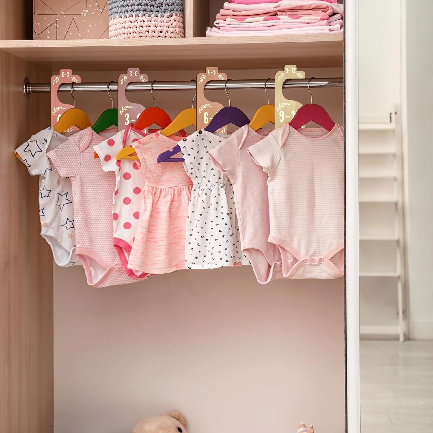 Hanger Dividers, 8 PCS Wooden Closet Dividers for Home Decor (19.1 X 9.1Cm/7.51 X 3.59In) image number 6