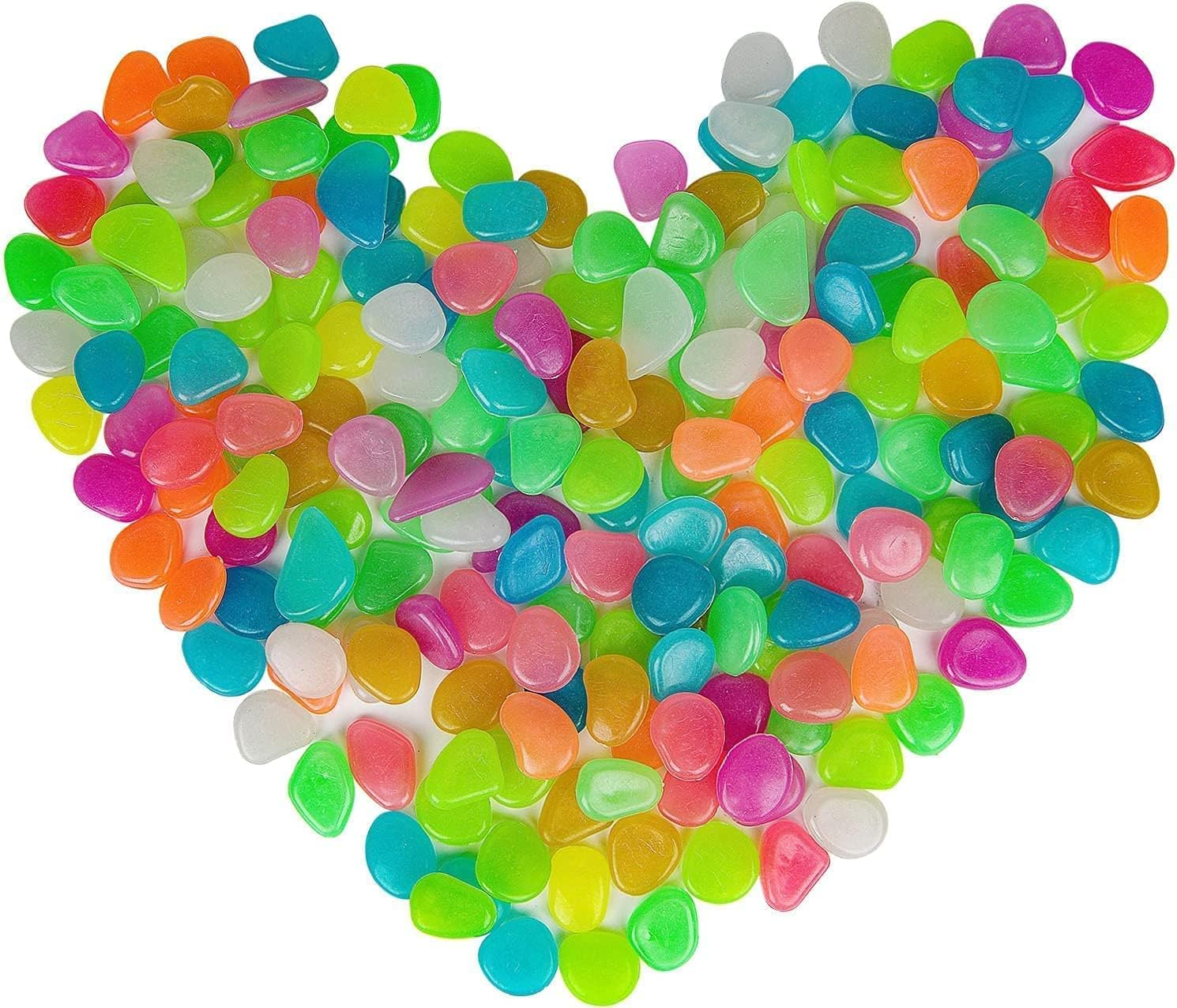 Glow in the Dark Pebble,Glowing Pebbles Plastic Stone Luminous Garden Pebbles Gravel Decoration for Garden Pathway Yard Aquarium Fish Tank,Glow in the Night Effect Is Super Bright (Mix 50Pcs)