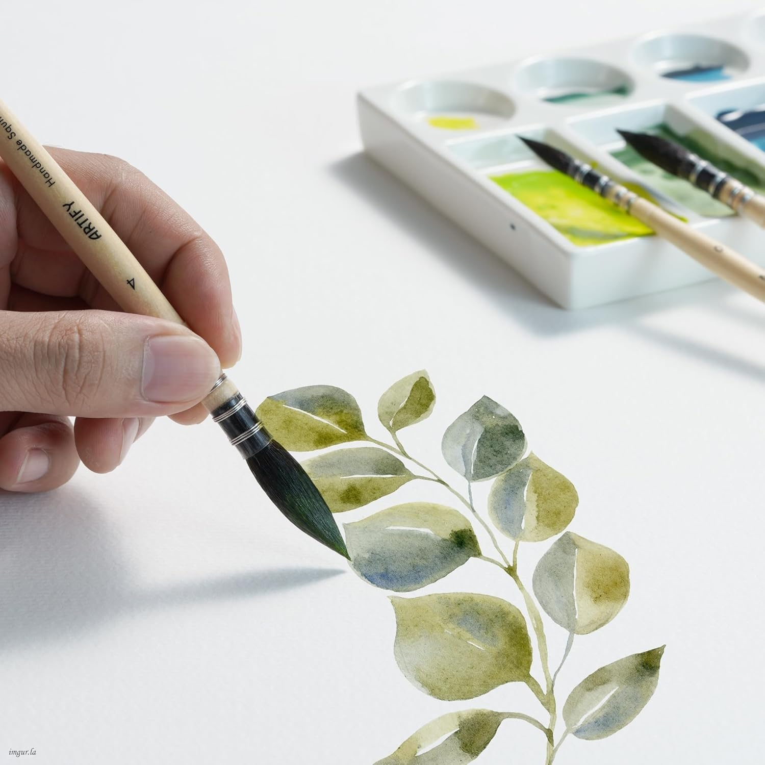 ARTIFY 3PCS Professional Natural Squirrel Hair Quill round Fine Tip Detail Watercolor Brush Set | Ideal for Watercolor and Gouache Painting | Sizes #0, #2, #4 image number 2