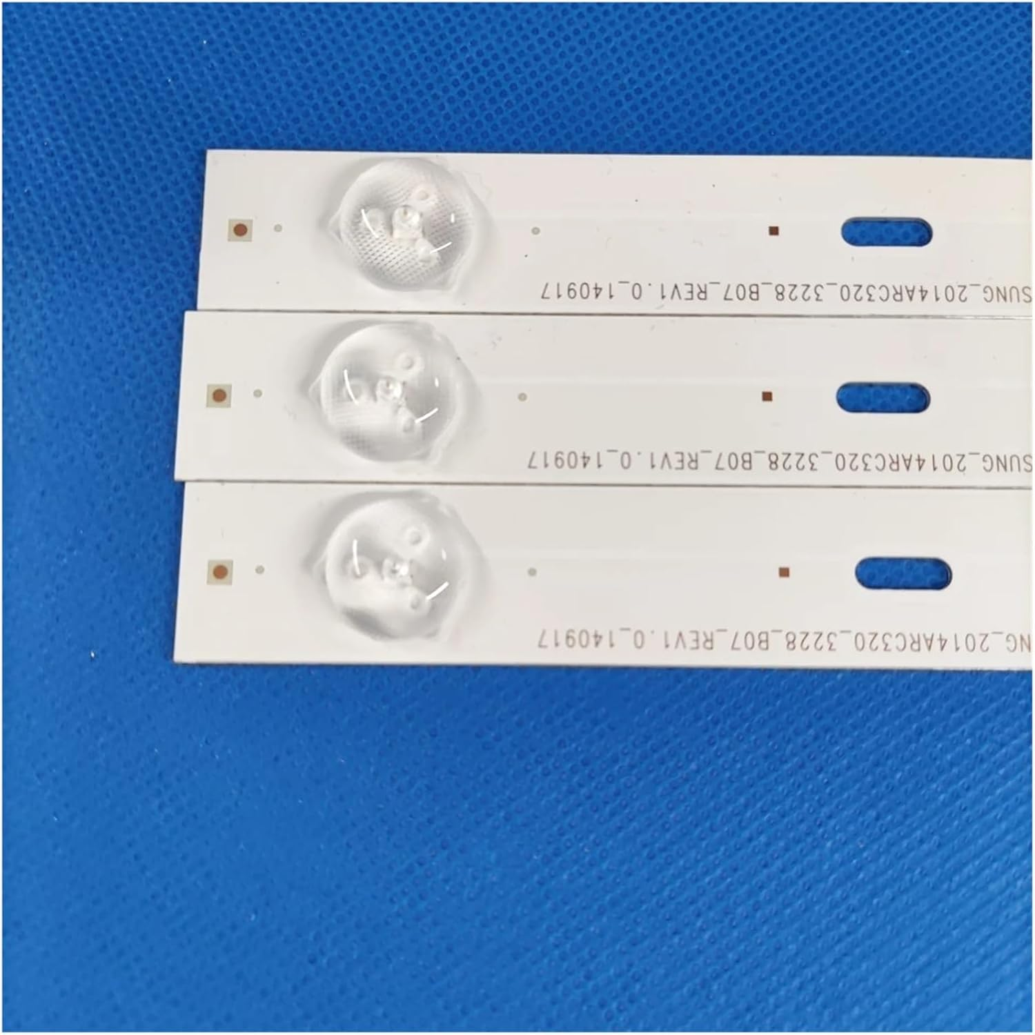 LED Strips for G.-RUNDIG 32 TV 32CLE6525 32CLE6525BG 32VLE6520 32VLE6520BH 32GHB700 2014ARC320_3228_B07_REV1.0_140917 LM41 00100A