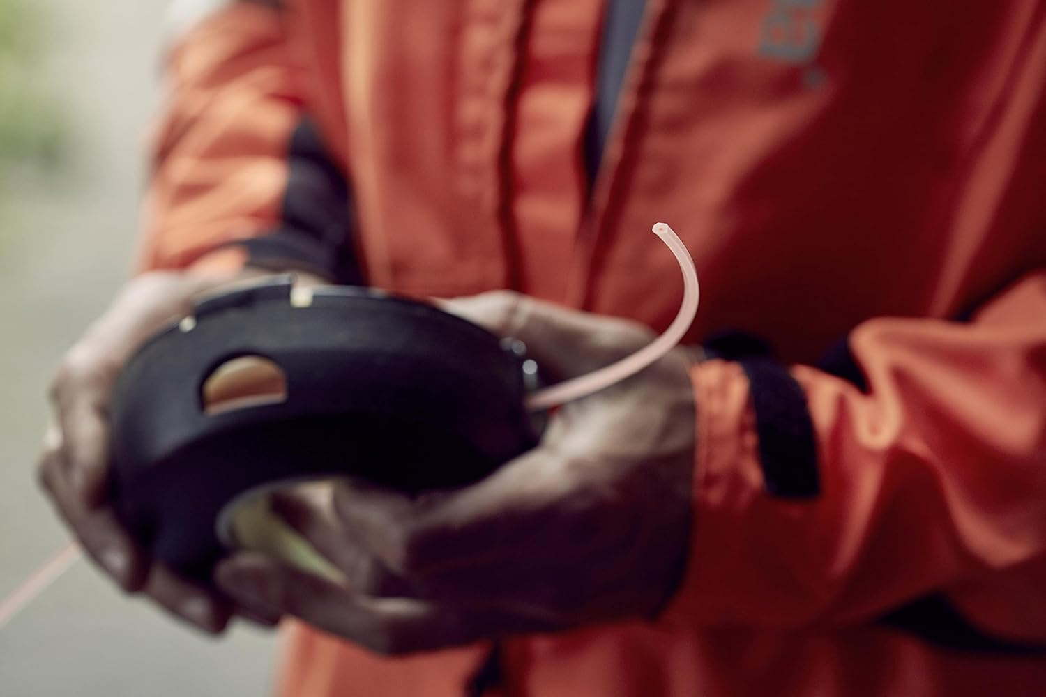 Husqvarna Whisper Twist Trimmer Line 2.4Mm X 77M &ndash; Long Length Low Noise Line | Donut Organge/Black image number 2