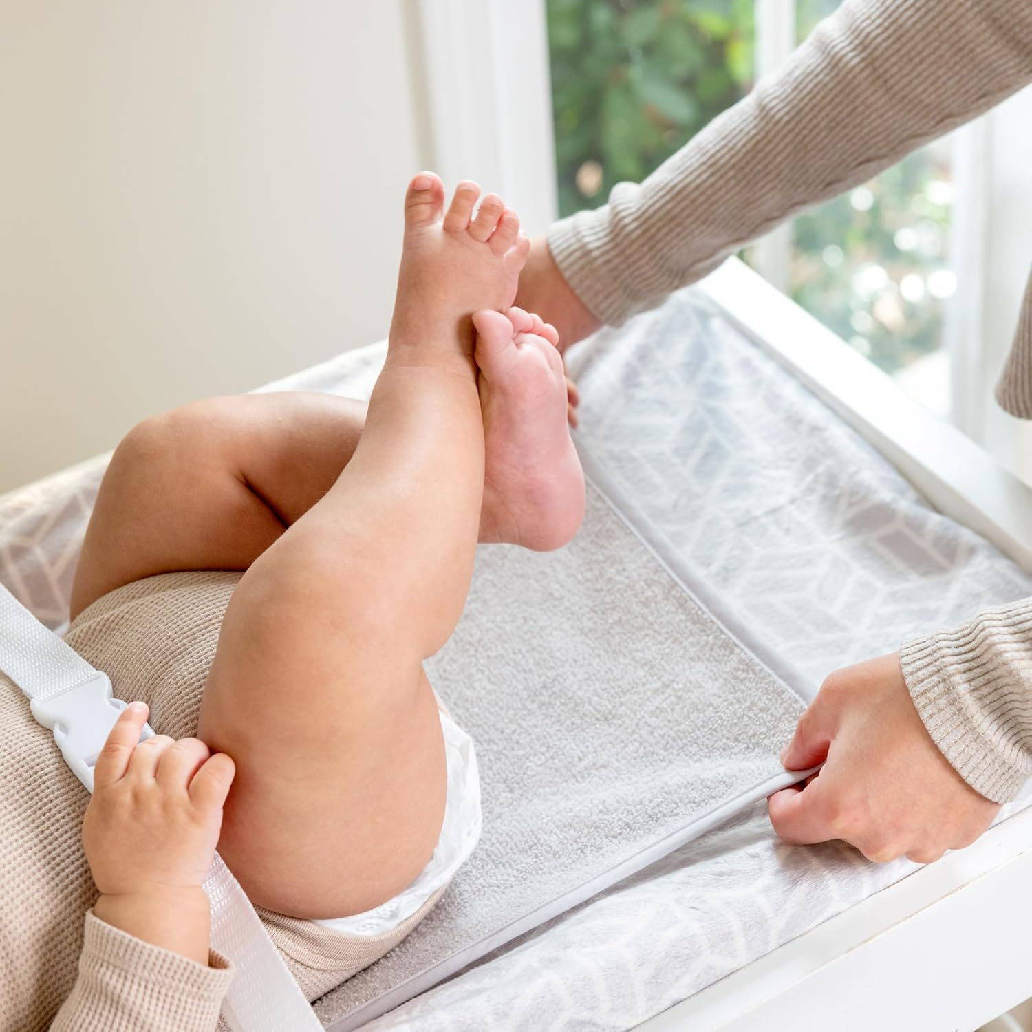 Summer Basic Changing Essentials Kit, 3-Piece image number 1