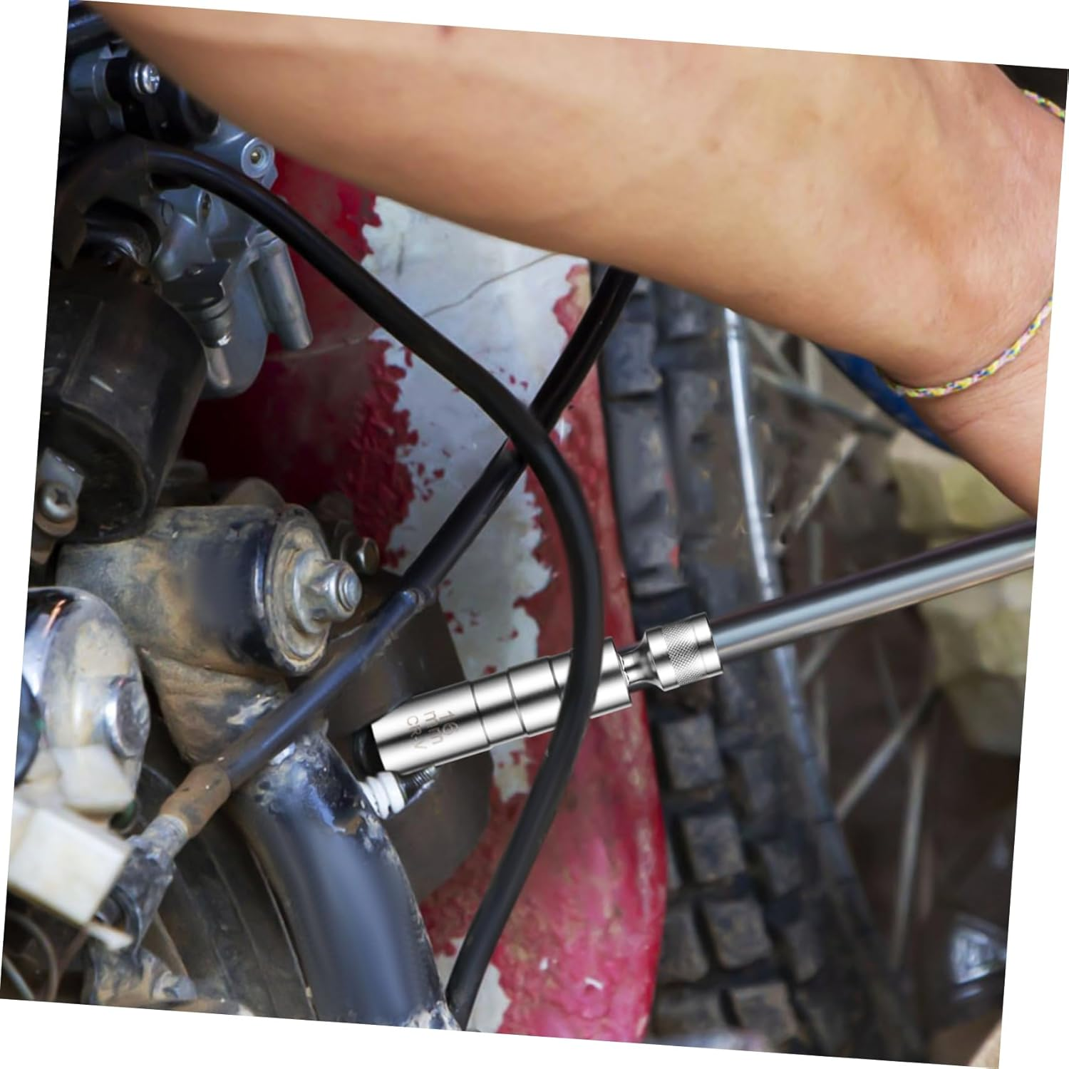 Cabilock 2Pcs Magnetic Thread Spark Socket Automotive Repair Tools for Easy Removal and Installation of High-Strength Steel Construction image number 3