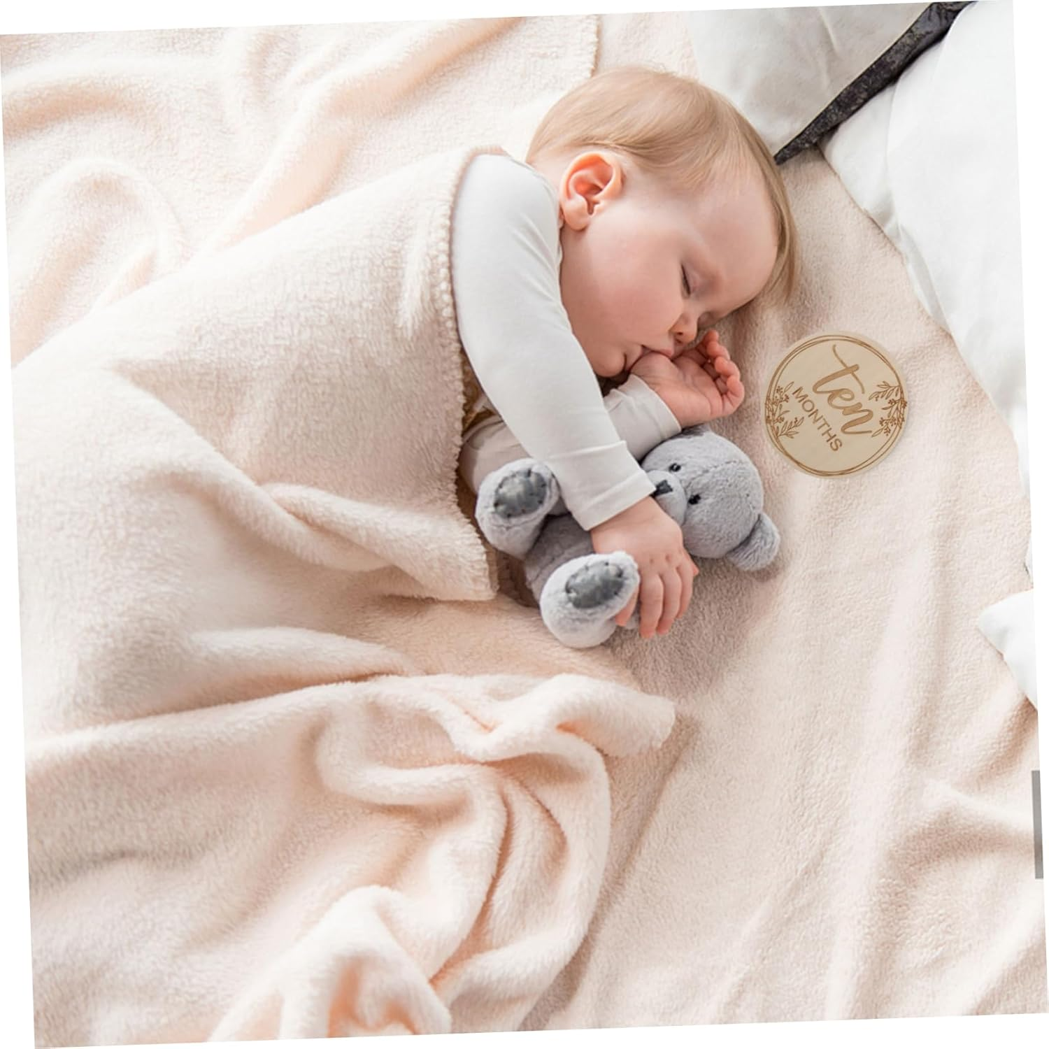 Milestone Cards Unique Wooden Birth Month Cards for Newborns Photo Props Dad Newborn image number 4