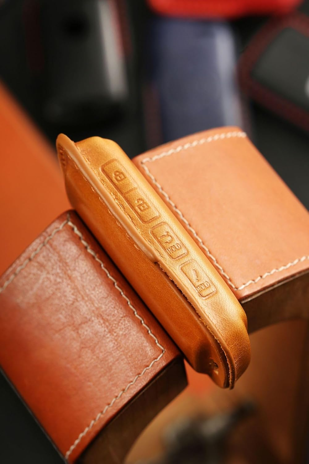 Ontto Leather Car Key Fob Cover Fit for Mazda 3 Alexa Mazda 3 CX-30 CX-5 CX-9 Mazda 3 Sedan 2019 2020 Smart Leather Key Case Keyring Key Shell Holder Bag Keychian image number 2