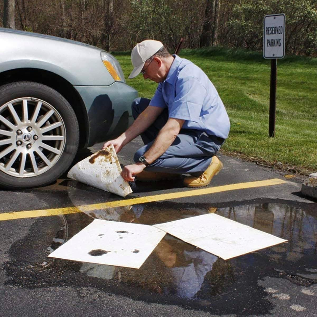 Heavyweight Oil Absorbing Pads,White Absorbing Heavy Weight Oil-Only Absorbent Mat Pad (20 Pads,15" X 20"')&hellip; image number 4