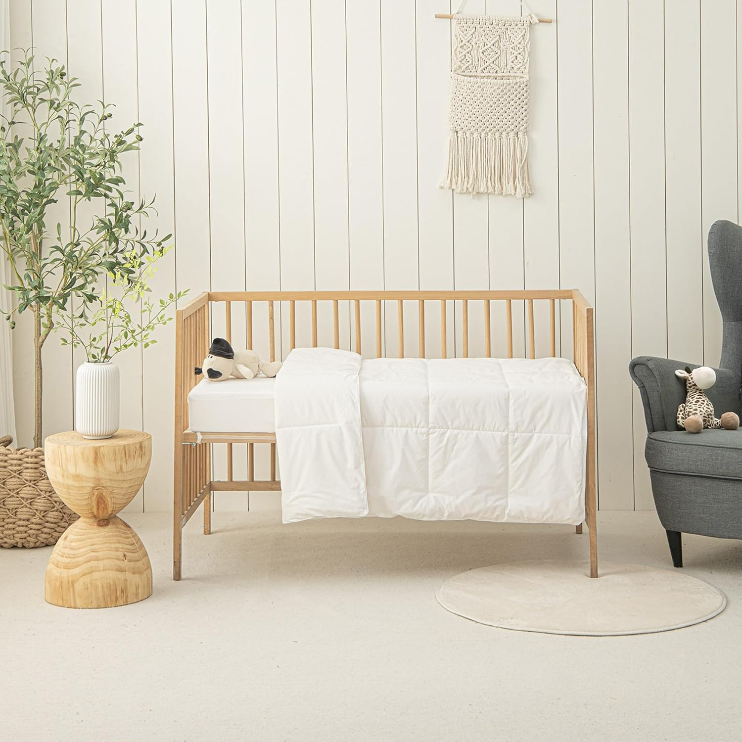 Dreamaker Baby 100% Australian Wool Baby Quilt Cot Size Washable Natural Comfort Light Weighted Standard 100 by Oeko-Tex Hypoallergenic Breathable Reduce Moisture Purafresh Treated & Machine Washable