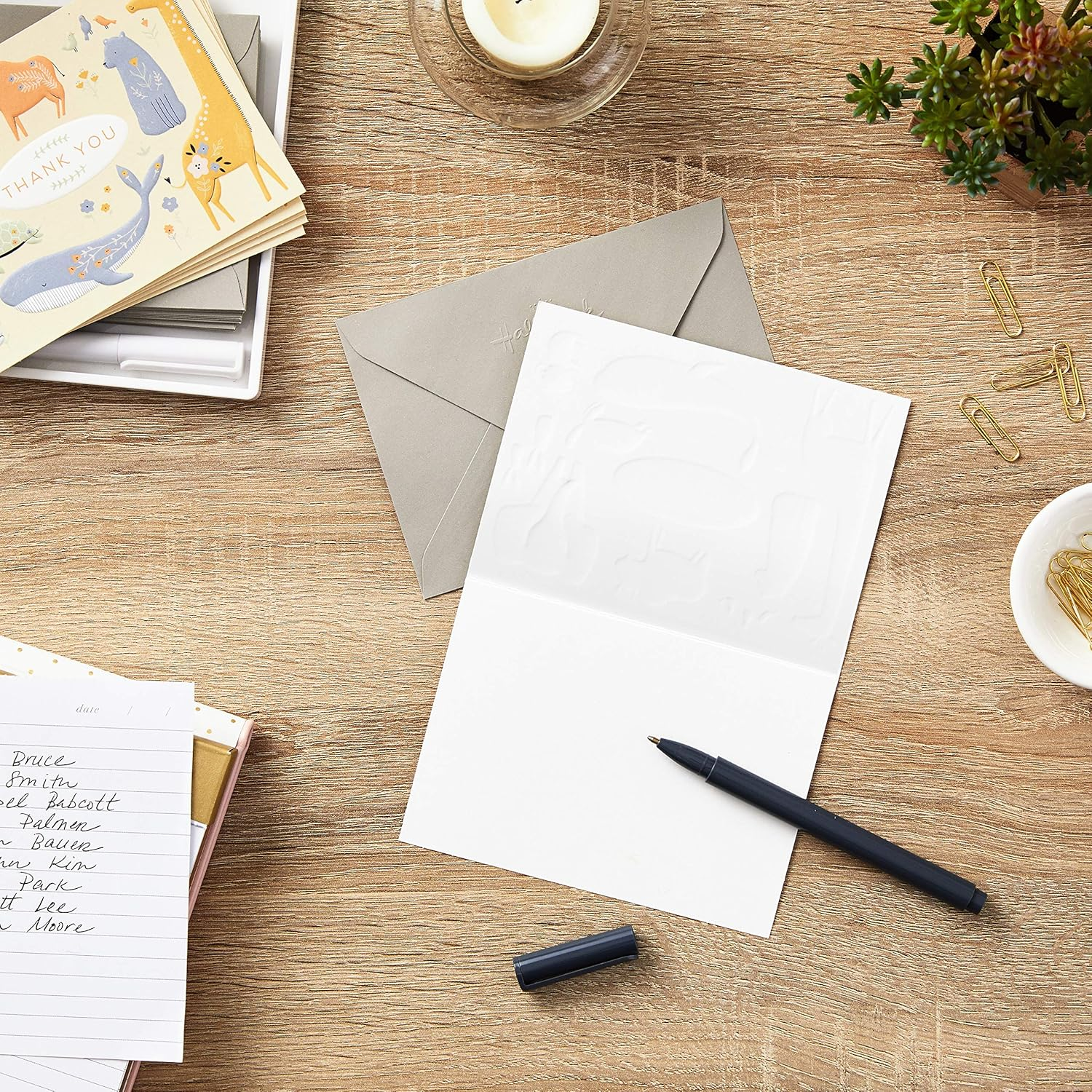 Hallmark Baby Shower Thank You Cards, Painted Animals (20 Cards with Envelopes for Baby Boy or Baby Girl) - Baby Thanks Gender Neutral image number 3