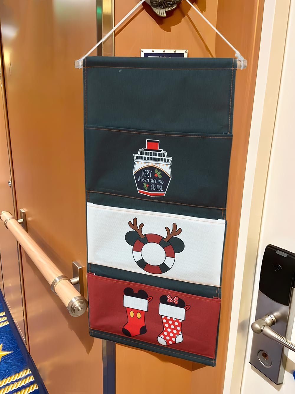 DCL Fish Extender Door Hanger, Cabin Door Hanging Pockets for Fish Exchange Extender Gifts on DCL Cruise Line in 2025 & 2026 (Green) image number 2