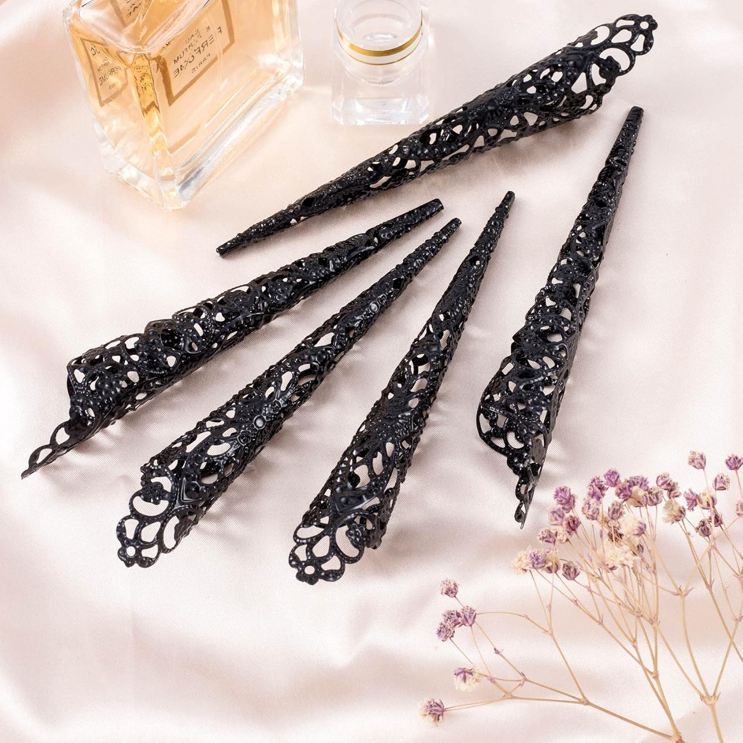 ANCIRS 10 Pack Finger Nail Tip Claw Rings, Ancient Queen Costume Fingertip Claw Nail Rings Decoration Accessory, Finger Knuckle Protectors for Halloween Cosplay Drama Dance Show- Black - Black image number 4