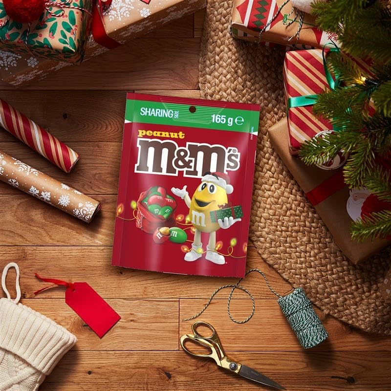 M&M&rsquo;S Christmas Red & Green Peanut Milk Chocolate Snack Bag 165G