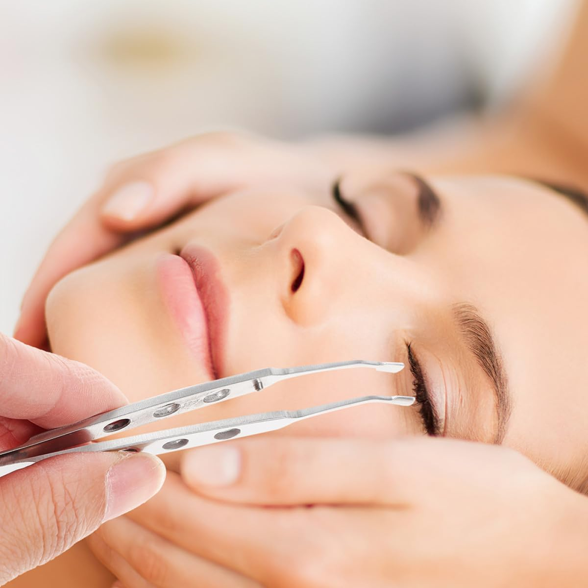 HEALEEP Stainless Steel Meibomian Gland Tweezers Eyelid Forceps Small Square Head 3X4Mm for Eyelid Massage and Gland Expression Women Beauty Tool for Eye Care