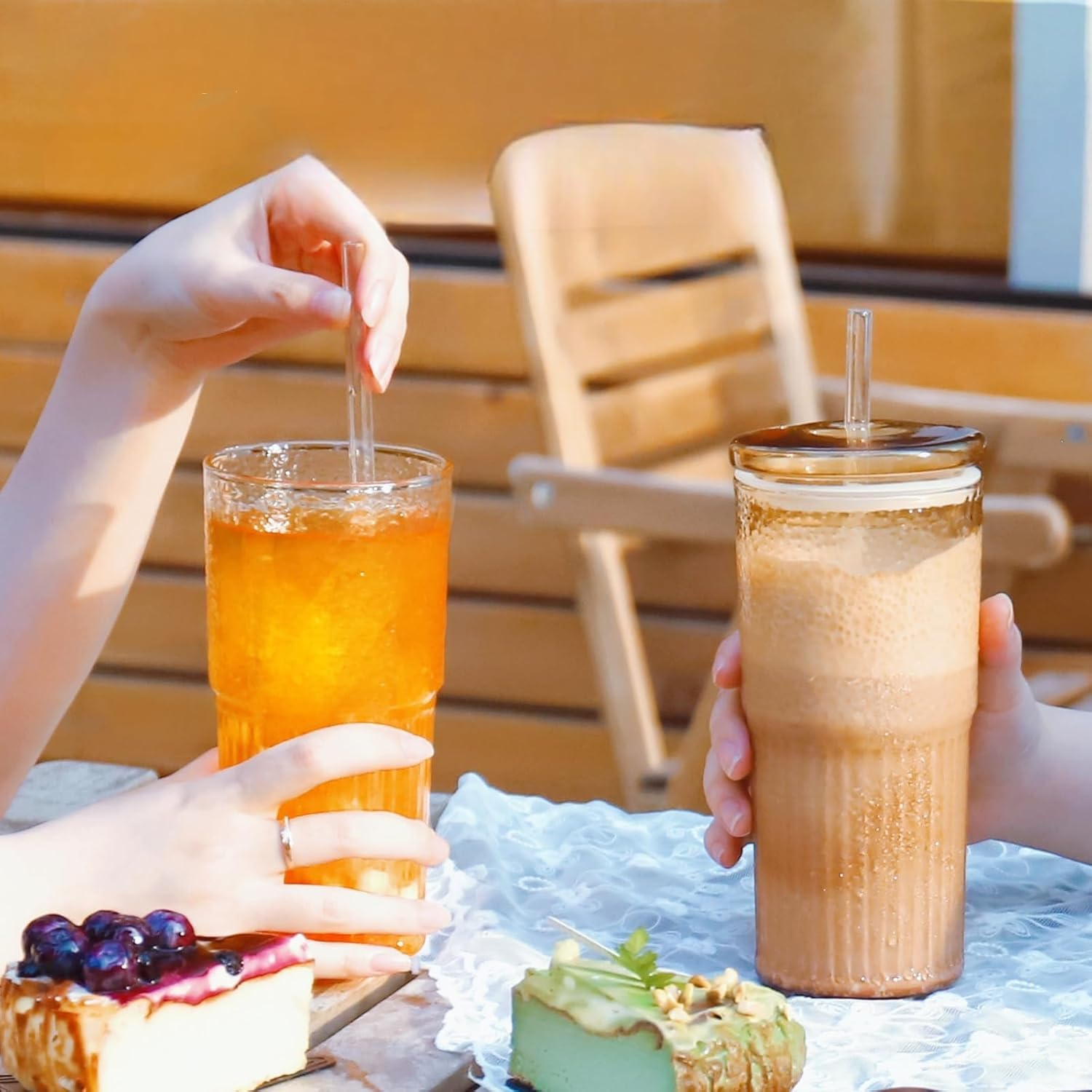 Glass Tumbler Set, 20 Oz Mason Jar Cups with Lids and Straws, 2-Pack image number 5