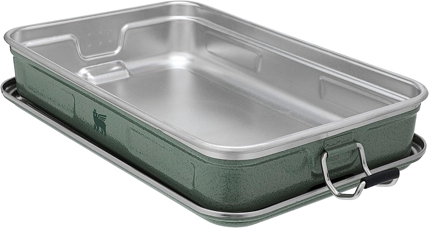 STANLEY Classic Legendary Useful Box 1.25 Qt | Metal Snack and Lunch Box | Durable Stainless Steel Travel Food Storage Container | Hiking, Camping, School, or Work | Bpa-Free | Hammertone Green image number 1