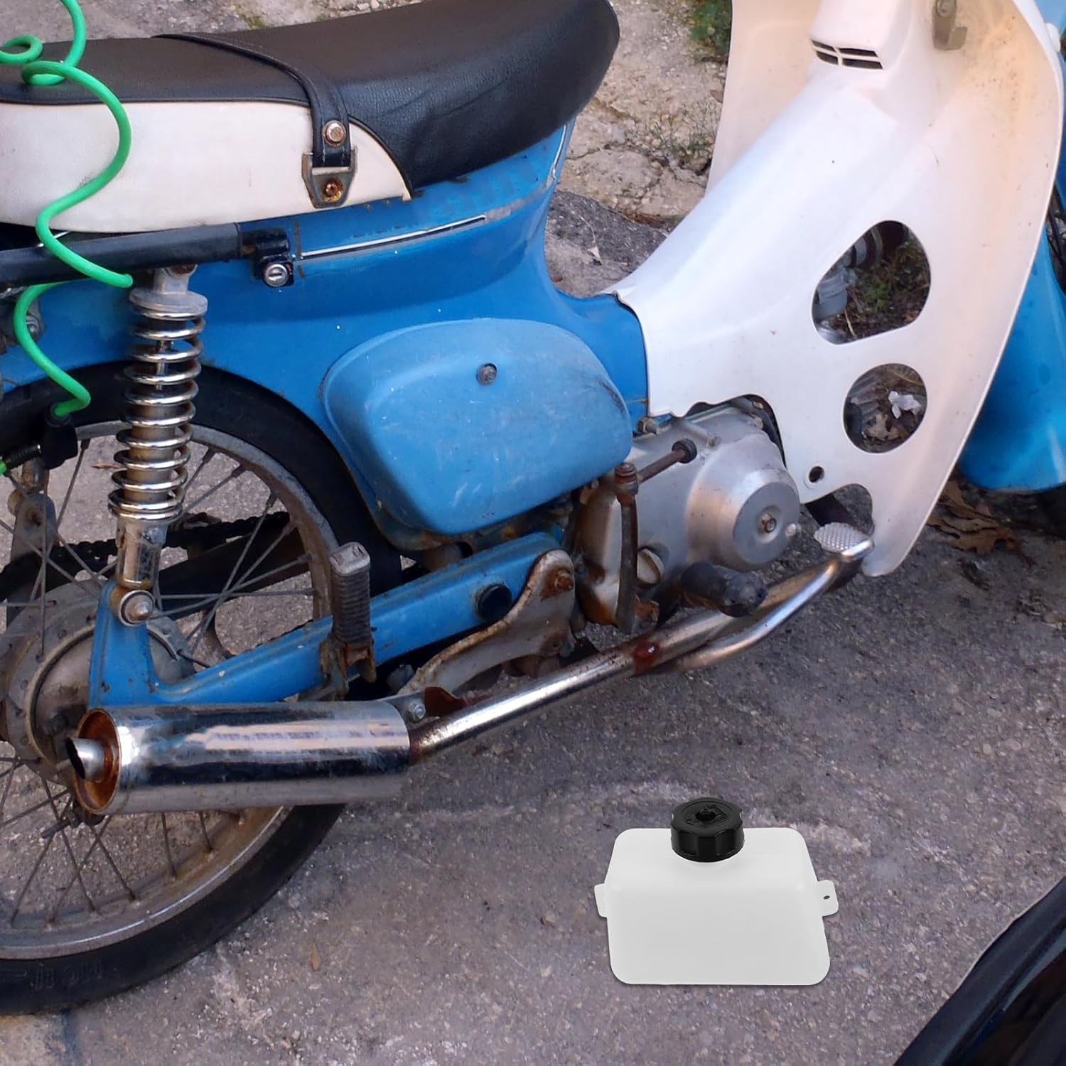 FELTECHELECTR Universal Mini Dirt Bike Plastic Gas Tank Cap for 43Cc 47Cc 49Cc 2 Stroke Motorcycles, Replacement Bottle Accessory Compatible with Generator Gas Tanks and Motorbike Parts image number 6