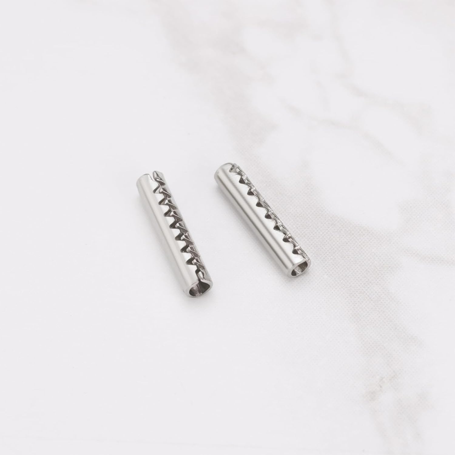 400PCS Car Folding Remote Control Key Fixing Pins Compatible with VW Compatible with Skoda 1.6X8Mm 1.7X8Mm Stainless Steel Car Key Blade Fixing Mounting Bolts image number 1