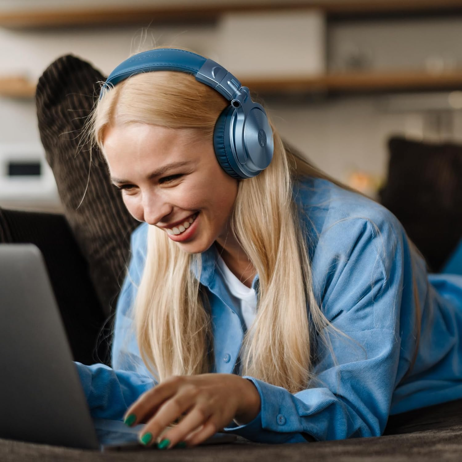 Oneodio Wireless Headphones, up to 110 Hours of Continuous Playtime, Bluetooth Headphones, Deep Bass, Wired High Resolution, Multipoint Support, Built-In Microphone, Hands-Free Calling, Pro C, Blue - Rose Gold image number 3